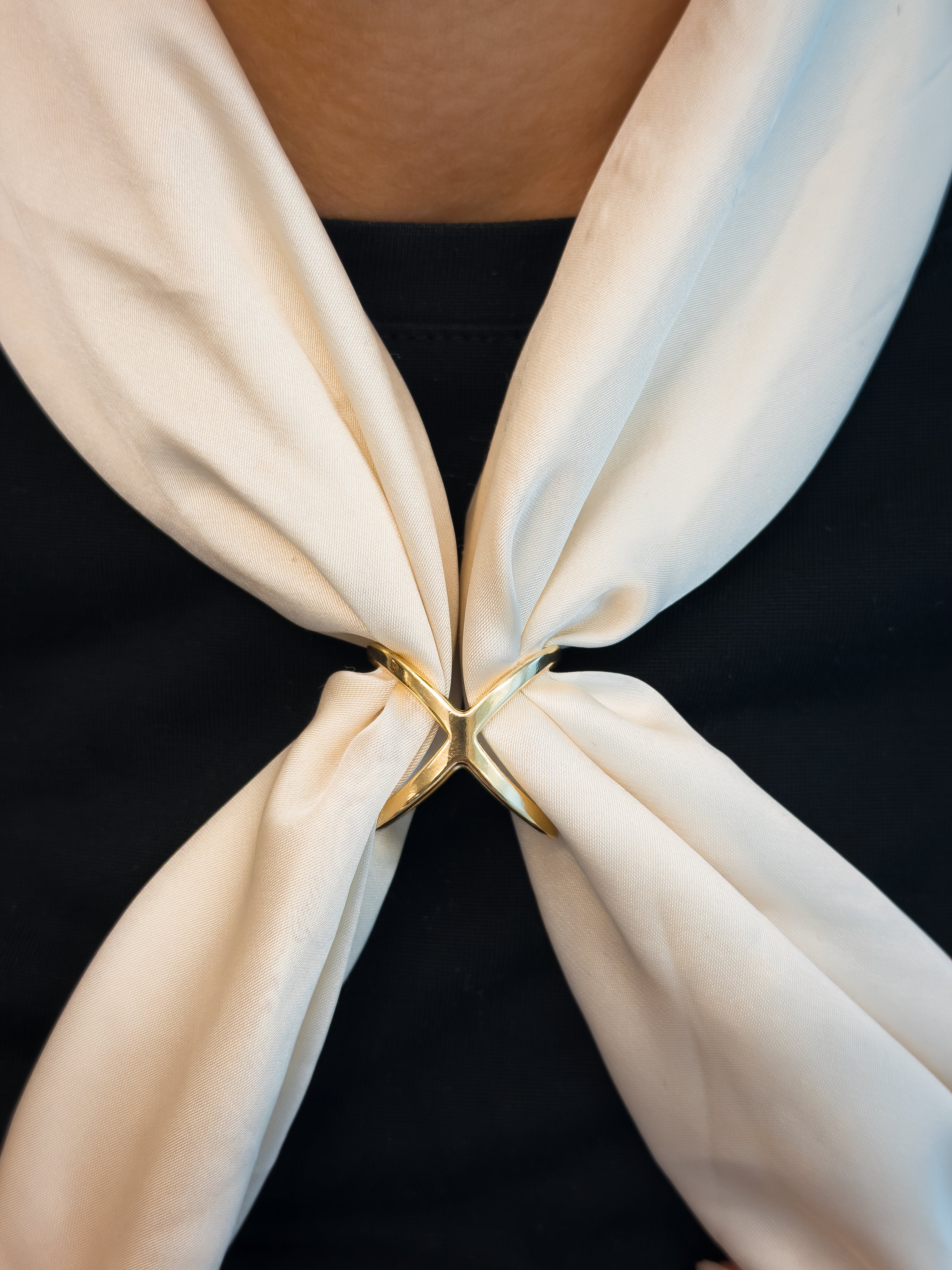 Cross I Scarf Ring